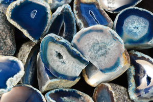 Agate Geode Blue 2 1/2" Throat Chakra - Kidz Rocks