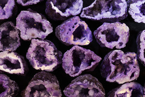 Oco Agate Geode Purple 2 1/2" Crown Chakra - Kidz Rocks