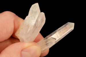 QUARTZ Crystal 1 1/2" Set of 4 Raw Points Rock Mineral All Chakra Crystal Stone Raw Natural Specimen Reiki #4