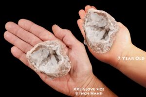 SONARO GEODE 3" 5-8 Oz Quartz Crystal Rock Mineral Crown Chakra Crystal Stone Natural Raw Mineral Specimen Reiki