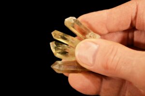 COLOMBIA CITRINE Points 1" 4 Pieces Raw Rock Mineral Specimen Rough Sacral Chakra Crystal Reiki Stone