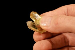 COLOMBIA CITRINE Points 1" 2 Pieces Raw Rock Mineral Specimen Rough Sacral Chakra Crystal Reiki Stone