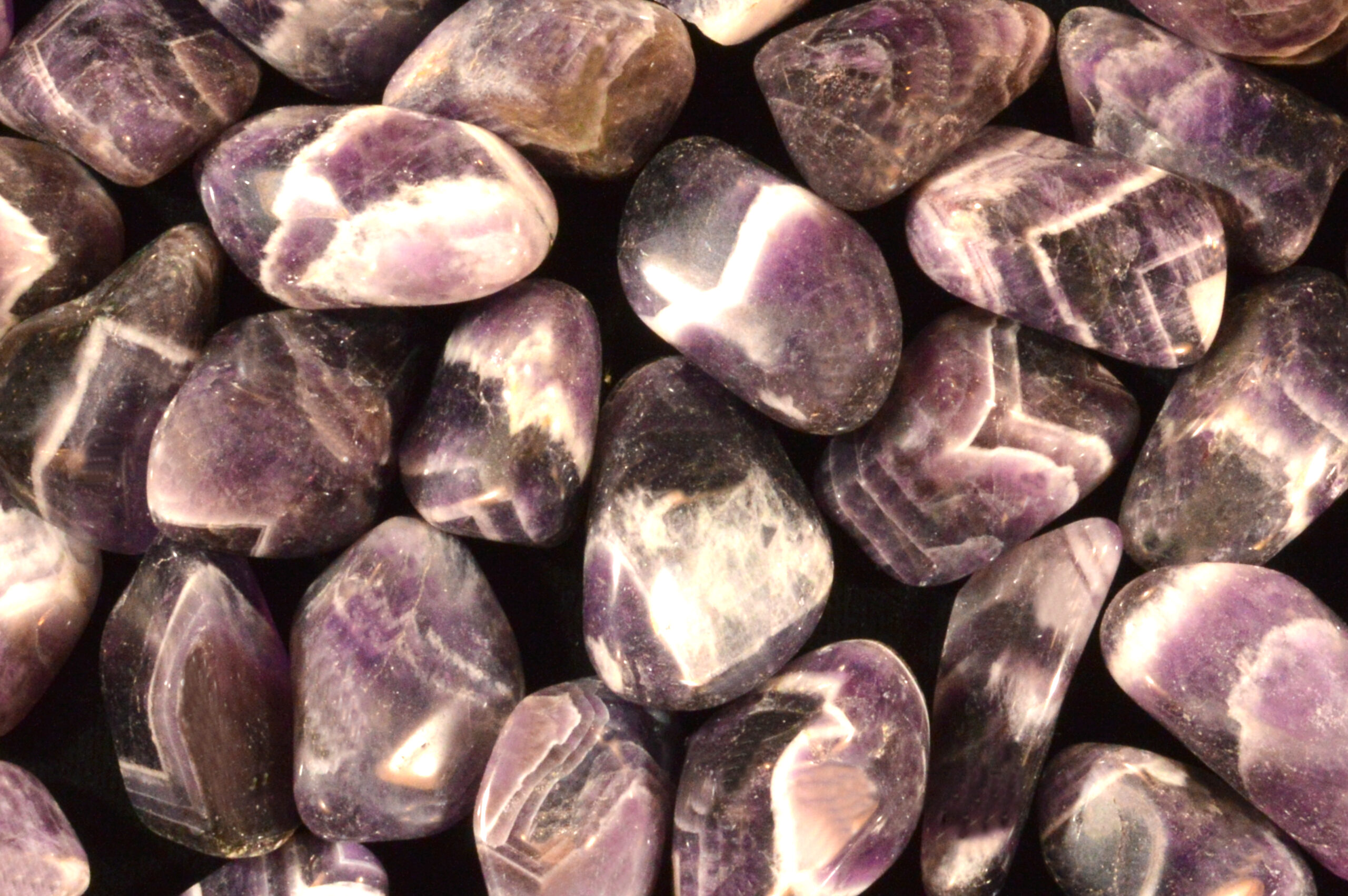 CHEVRON DREAM AMETHYST 1 1/4" AAA Grade Tumbled Polished Rock Mineral Raw Third Eye Chakra Crystal Natural Specimen Reiki - Image 3